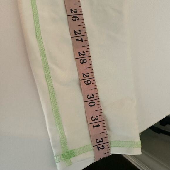 Ellie Green White Gradient Leggings and Sports Bra -2 Piece Set Size Small - Picture 12 of 14